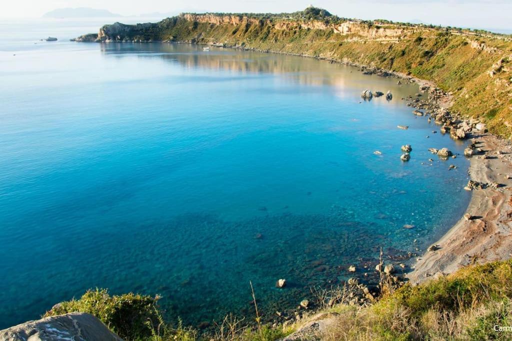 Matilde'S Flat Apartment Milazzo Bagian luar foto